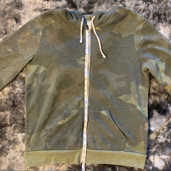 Camo Zip Up Hoodie - Picture 4 of 5